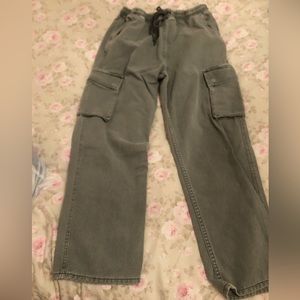 Green forever 21 cargo pants